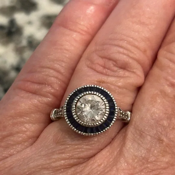 Contessa Di Capri Sterling Silver Ring SIZE 7 - Picture 1 of 9